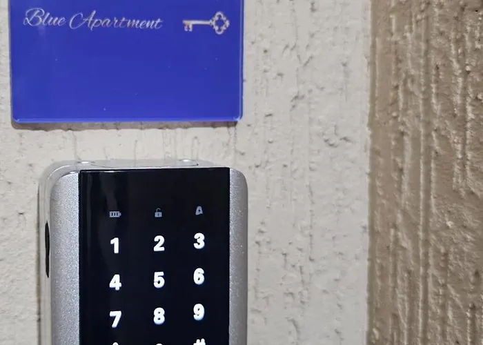 Apartment And Blue - Metro C, Free Parking And Wifi Rom